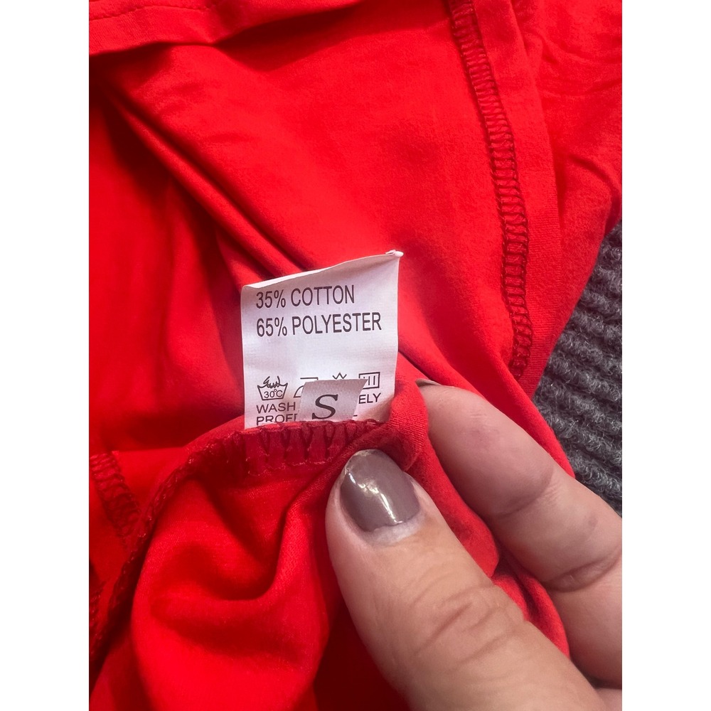 Womens Red Long Sleeve Crewneck T-Shirt Soft Cotton Blend Basic Top Size Small - Picture 7 of 7